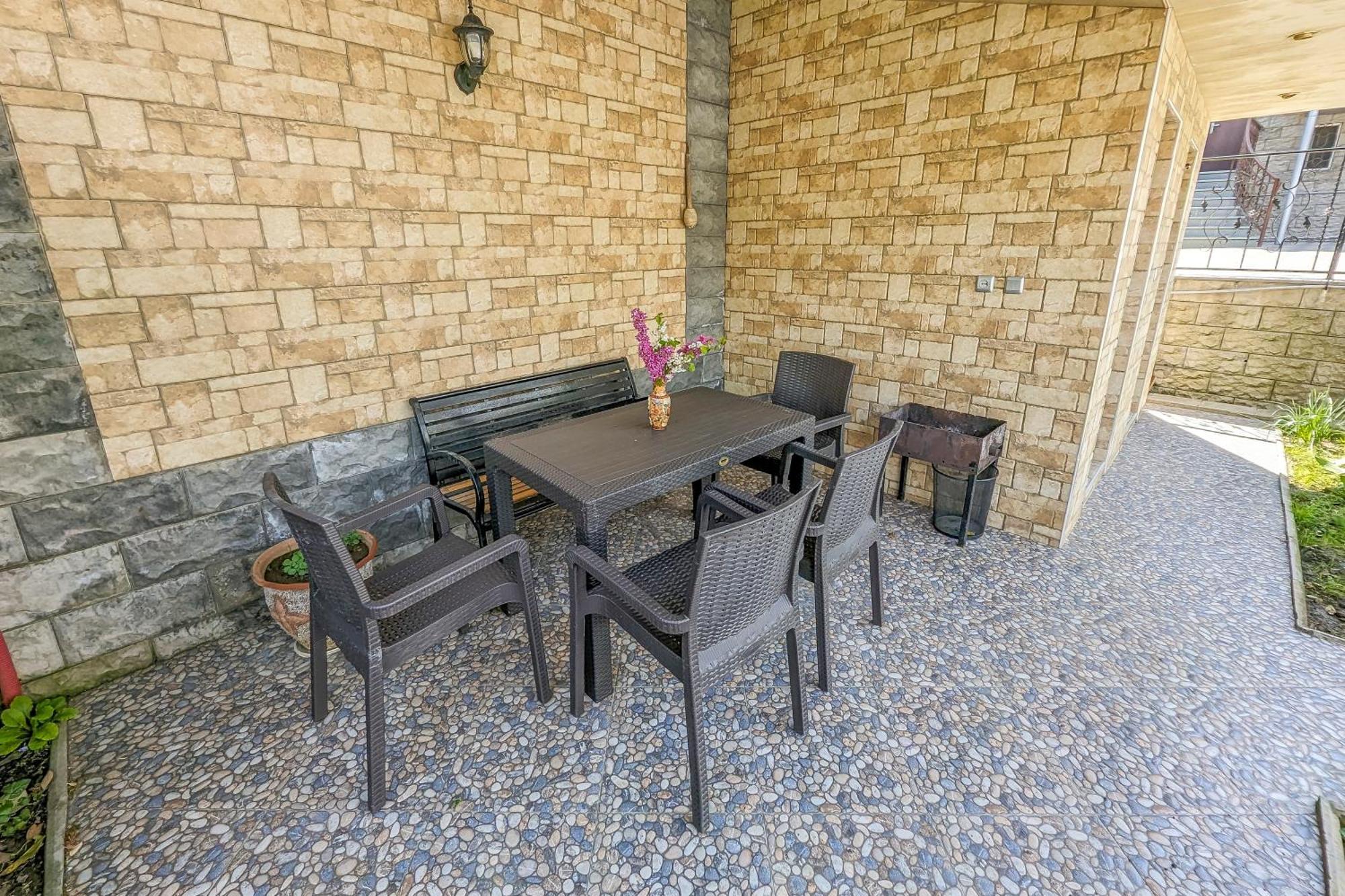 Guest House Sector 30 Кутаиси Экстерьер фото
