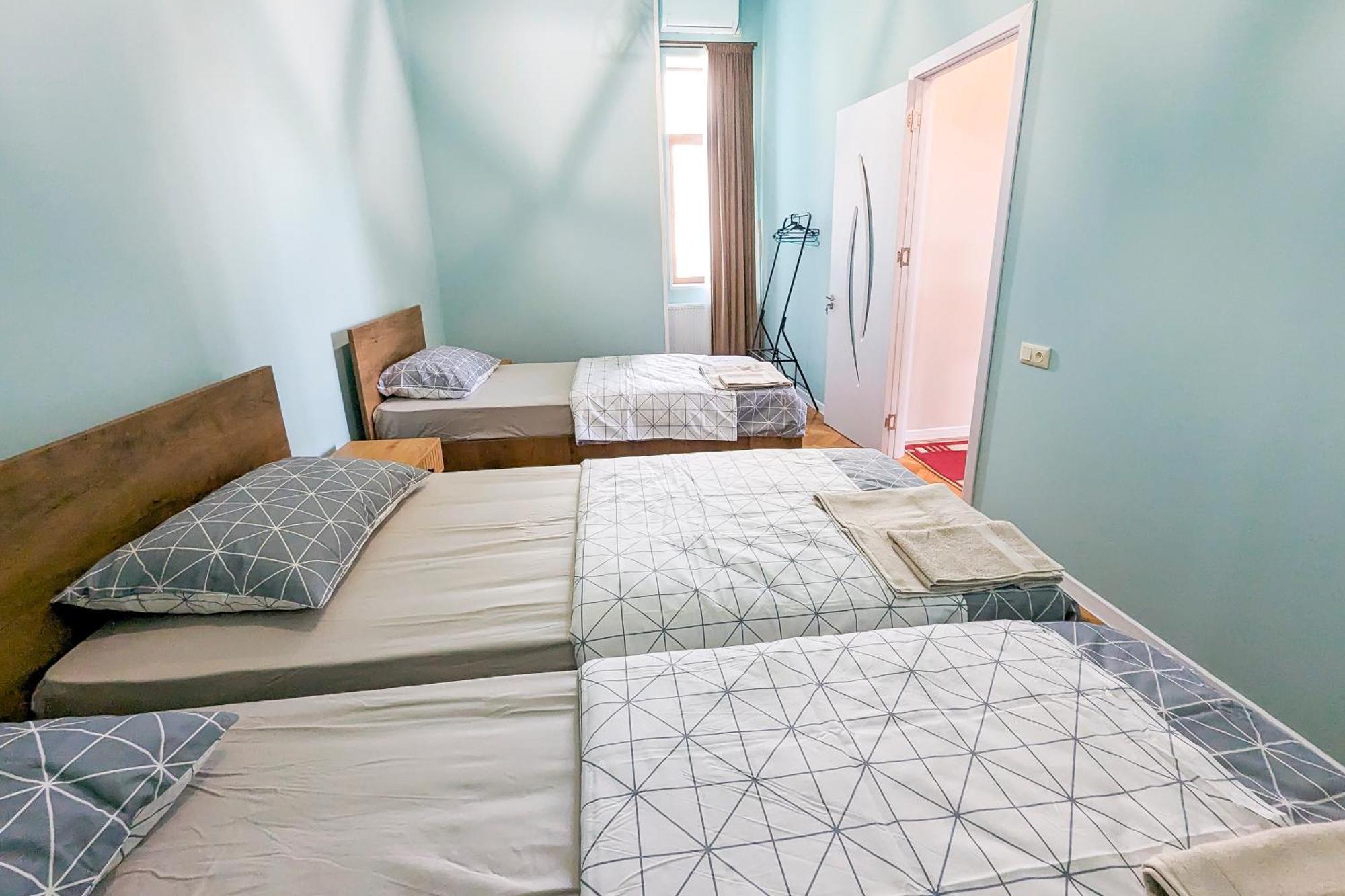 Guest House Sector 30 Кутаиси Экстерьер фото