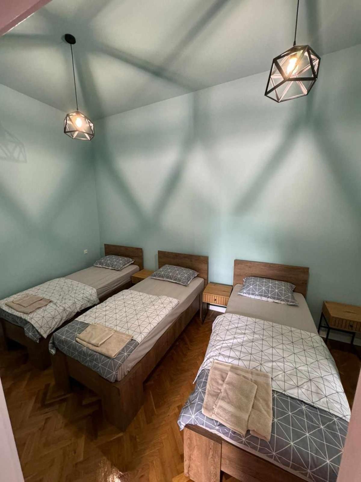 Guest House Sector 30 Кутаиси Экстерьер фото