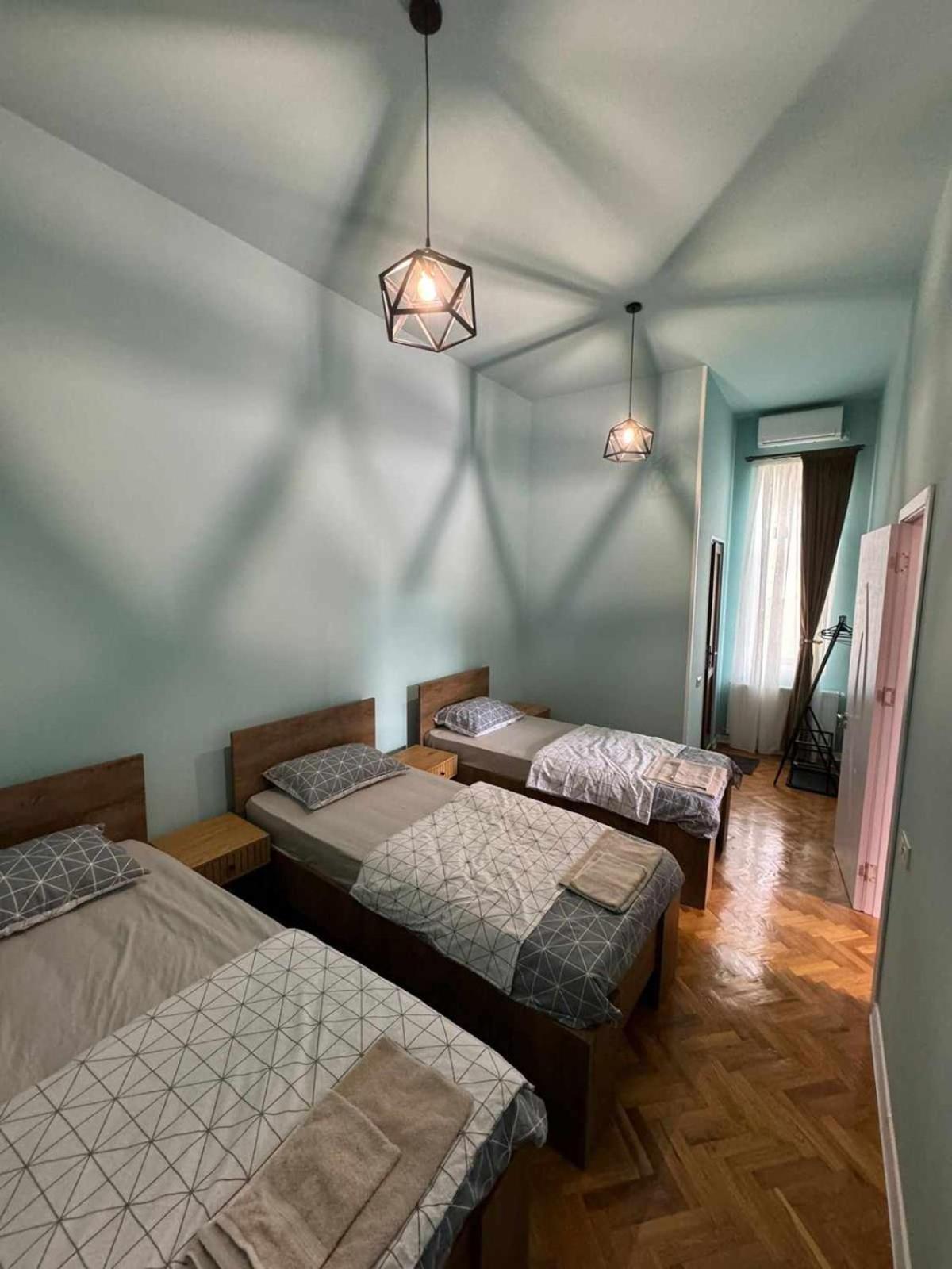 Guest House Sector 30 Кутаиси Экстерьер фото