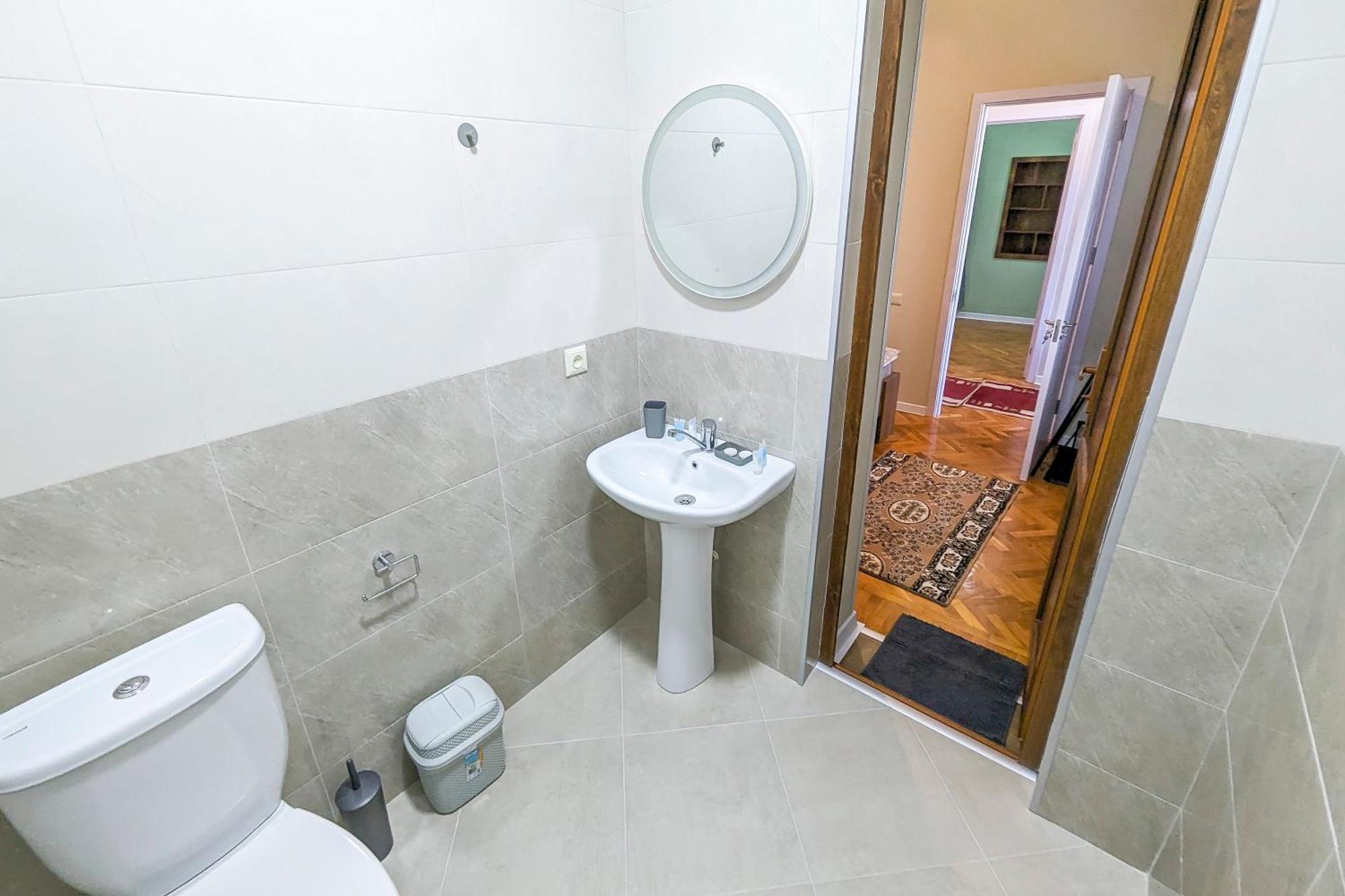 Guest House Sector 30 Кутаиси Экстерьер фото