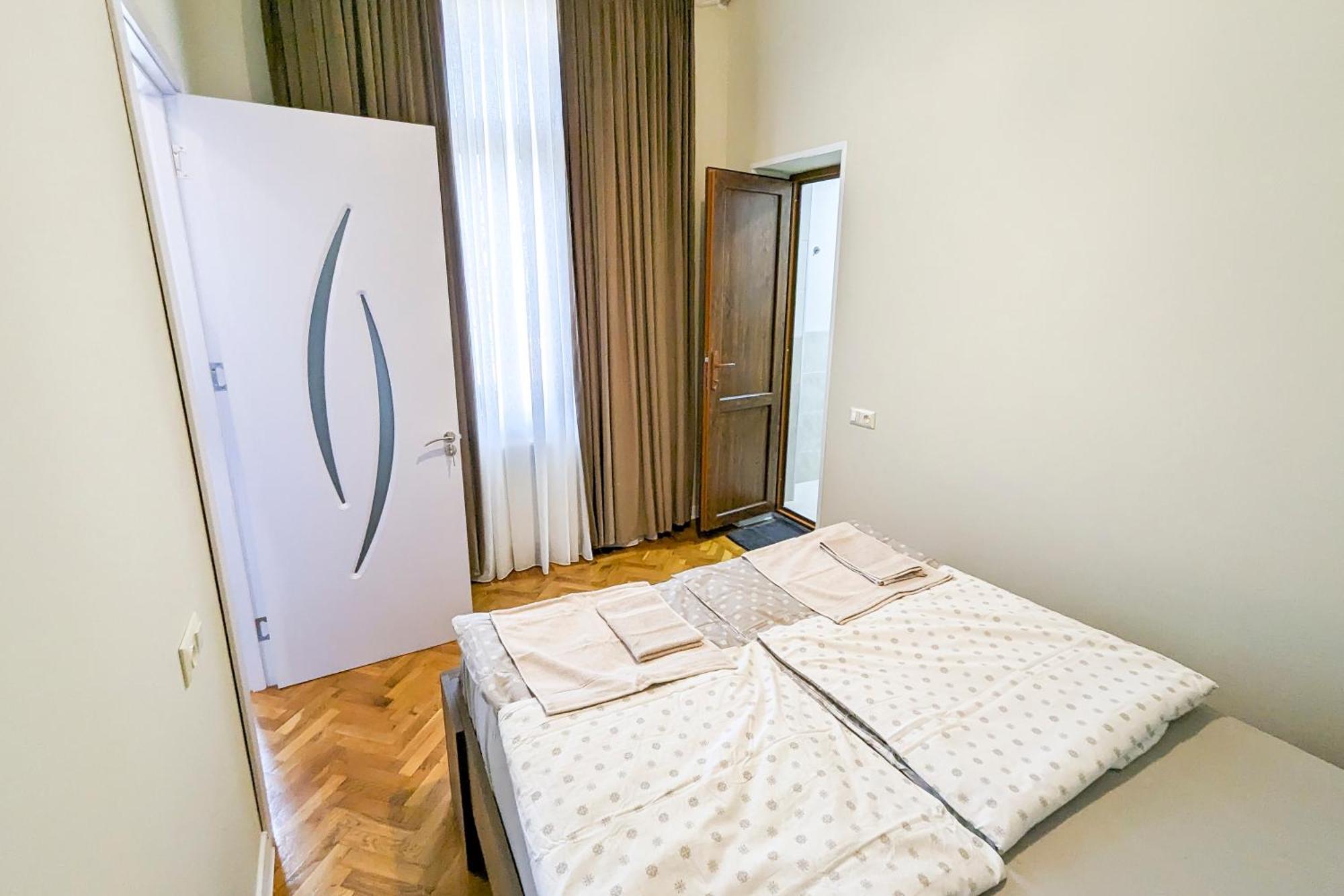 Guest House Sector 30 Кутаиси Номер фото